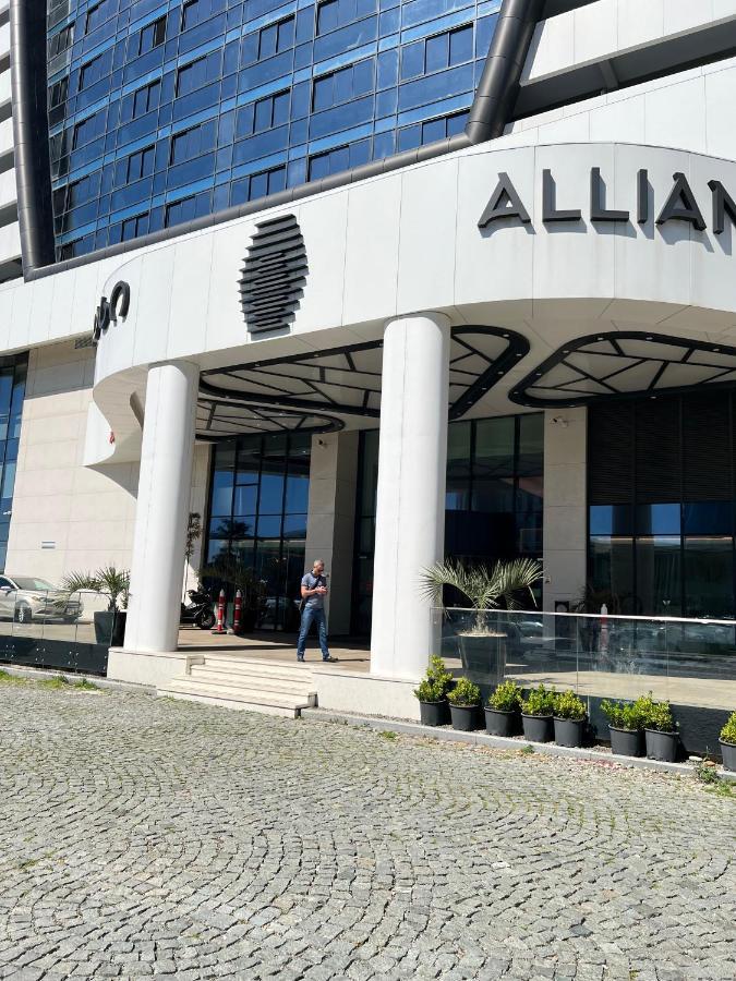 Apartments In Alliance Batumi Eksteriør billede
