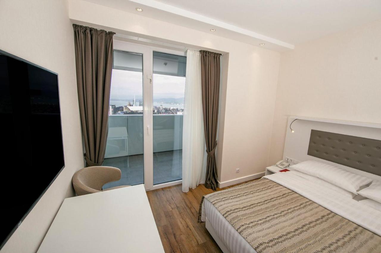 Apartments In Alliance Batumi Eksteriør billede