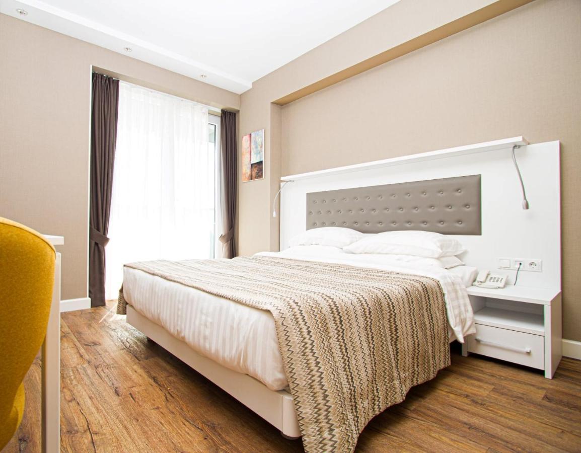 Apartments In Alliance Batumi Eksteriør billede